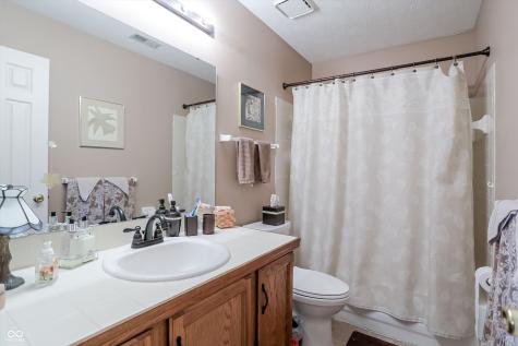 2206 Emily Drive Indianapolis IN 46260