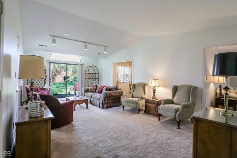 2206 Emily Drive Indianapolis IN 46260