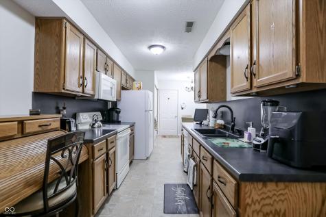 2206 Emily Drive Indianapolis IN 46260