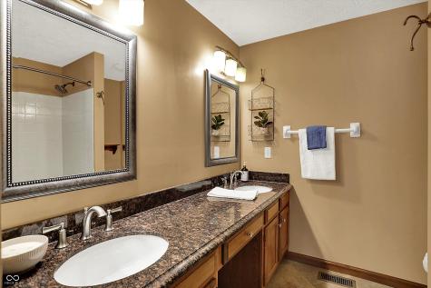 7775 Carly Place Fishers IN 46038