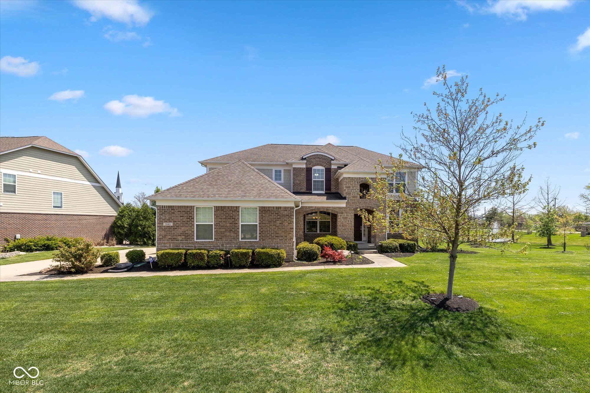 5141 S Cobblestone Drive Zionsville IN 46077