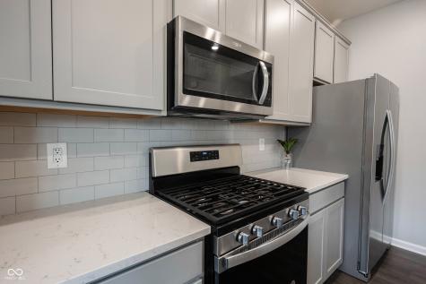 6389 Wasco Drive Whitestown IN 46075