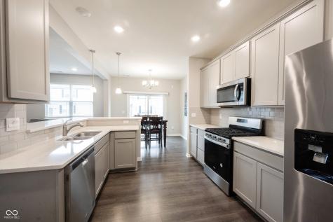 6389 Wasco Drive Whitestown IN 46075
