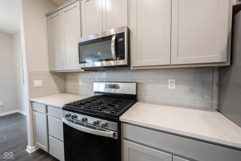 6389 Wasco Drive Whitestown IN 46075