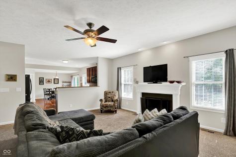 3740 Weather Stone Crossing Zionsville IN 46077