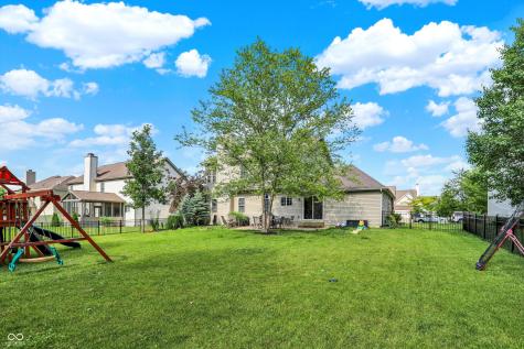 3740 Weather Stone Crossing Zionsville IN 46077