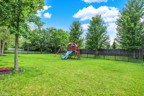 3740 Weather Stone Crossing Zionsville IN 46077