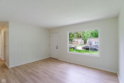 6672 E 43rd Place Indianapolis IN 46226