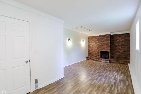6672 E 43rd Place Indianapolis IN 46226