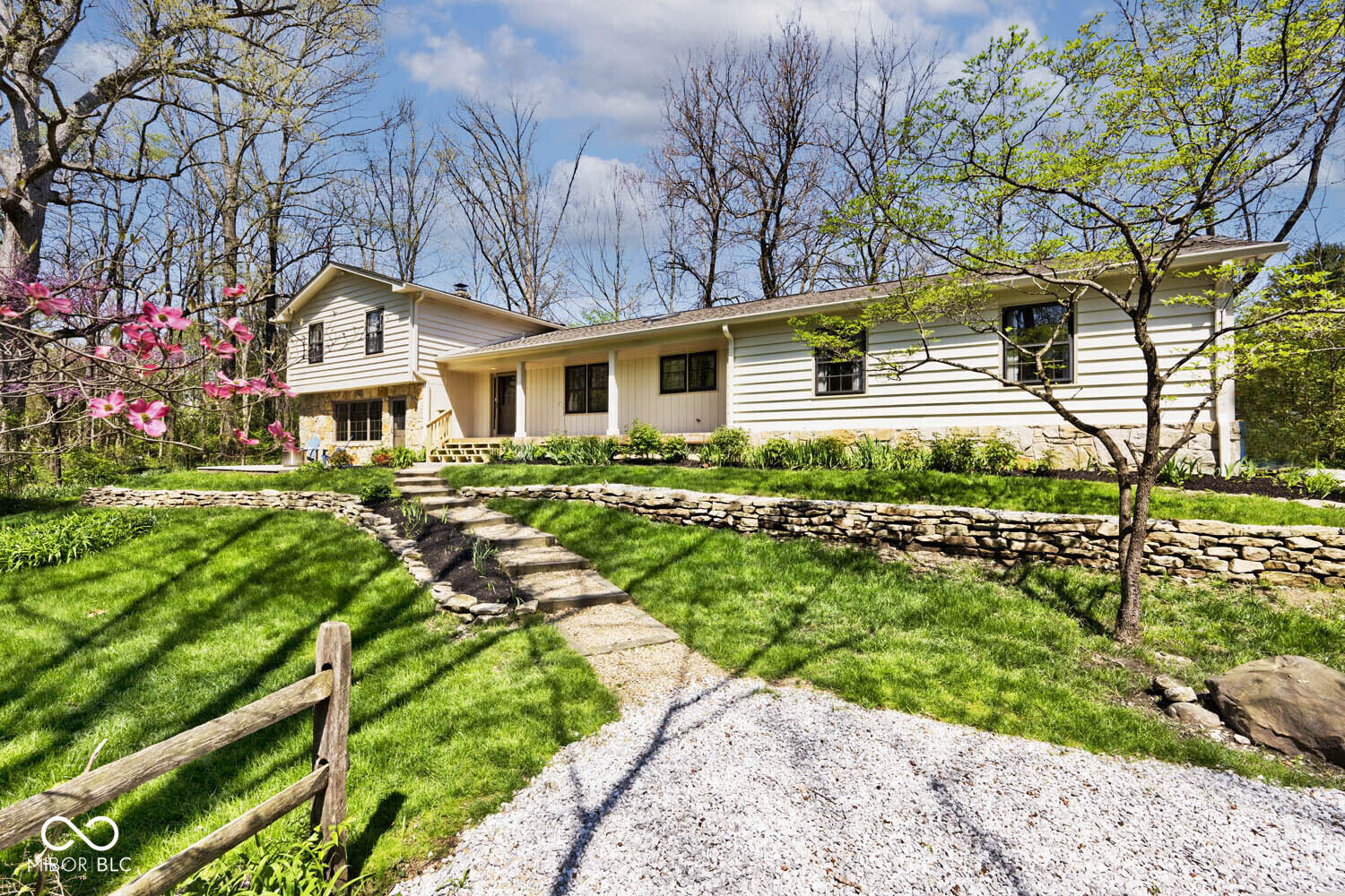 6454 Dean Road Indianapolis IN 46220