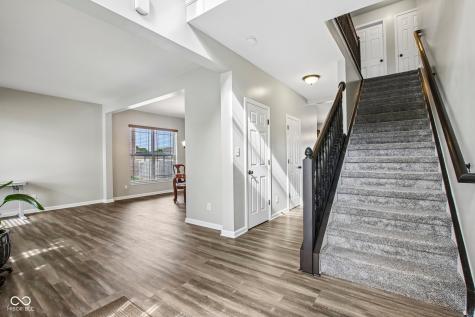 1628 Ballyganner Drive Avon IN 46123