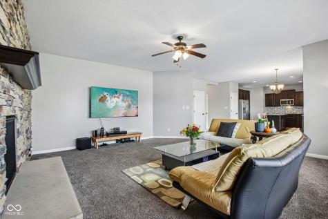 1628 Ballyganner Drive Avon IN 46123