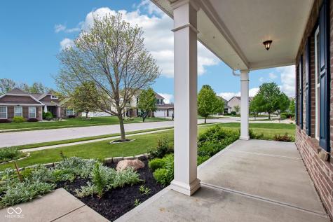 1628 Ballyganner Drive Avon IN 46123