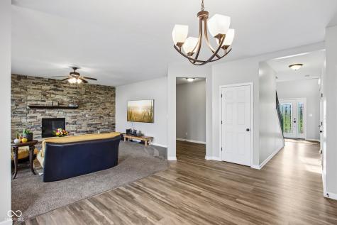 1628 Ballyganner Drive Avon IN 46123