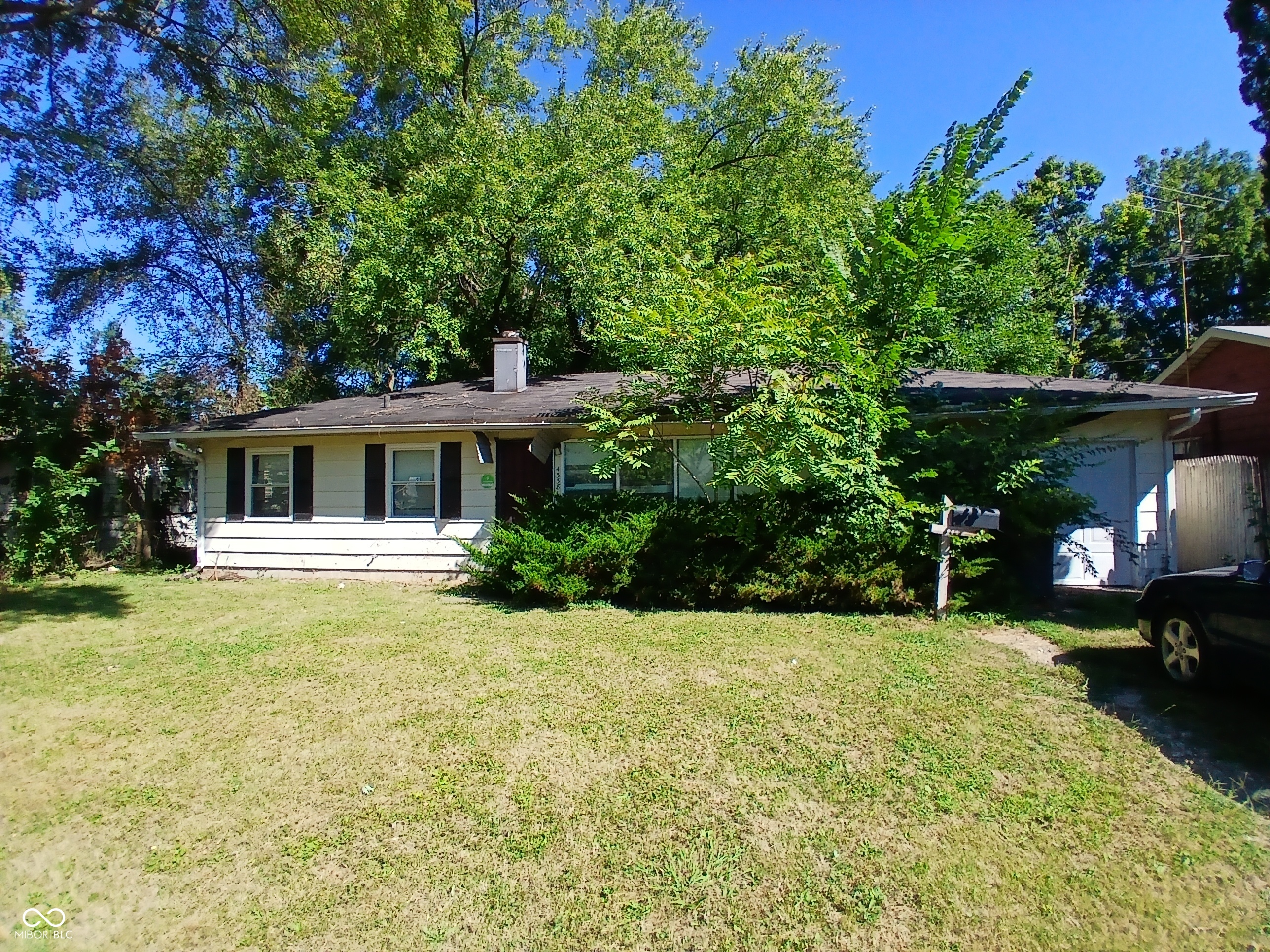 4338 Thrush Drive Indianapolis IN 46222