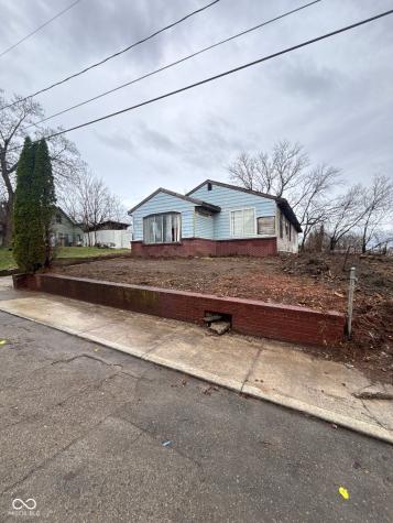 1528 W 20th Street Anderson IN 46016