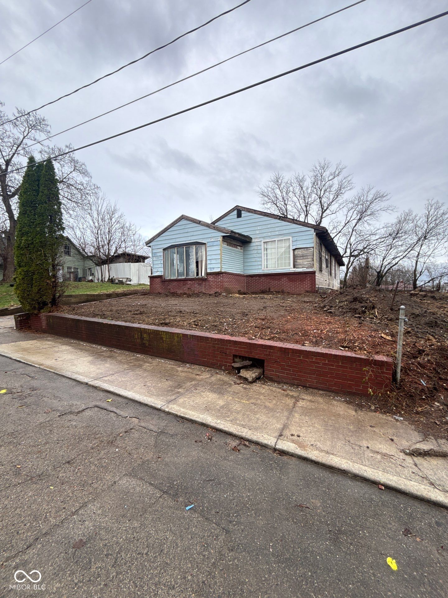 1528 W 20th Street Anderson IN 46016