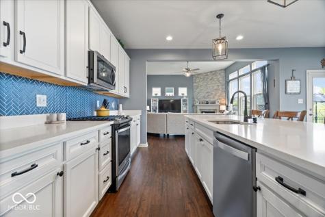 8594 Verbena Road Zionsville IN 46077