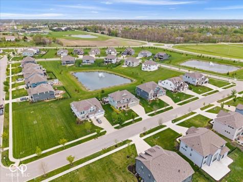 8594 Verbena Road Zionsville IN 46077