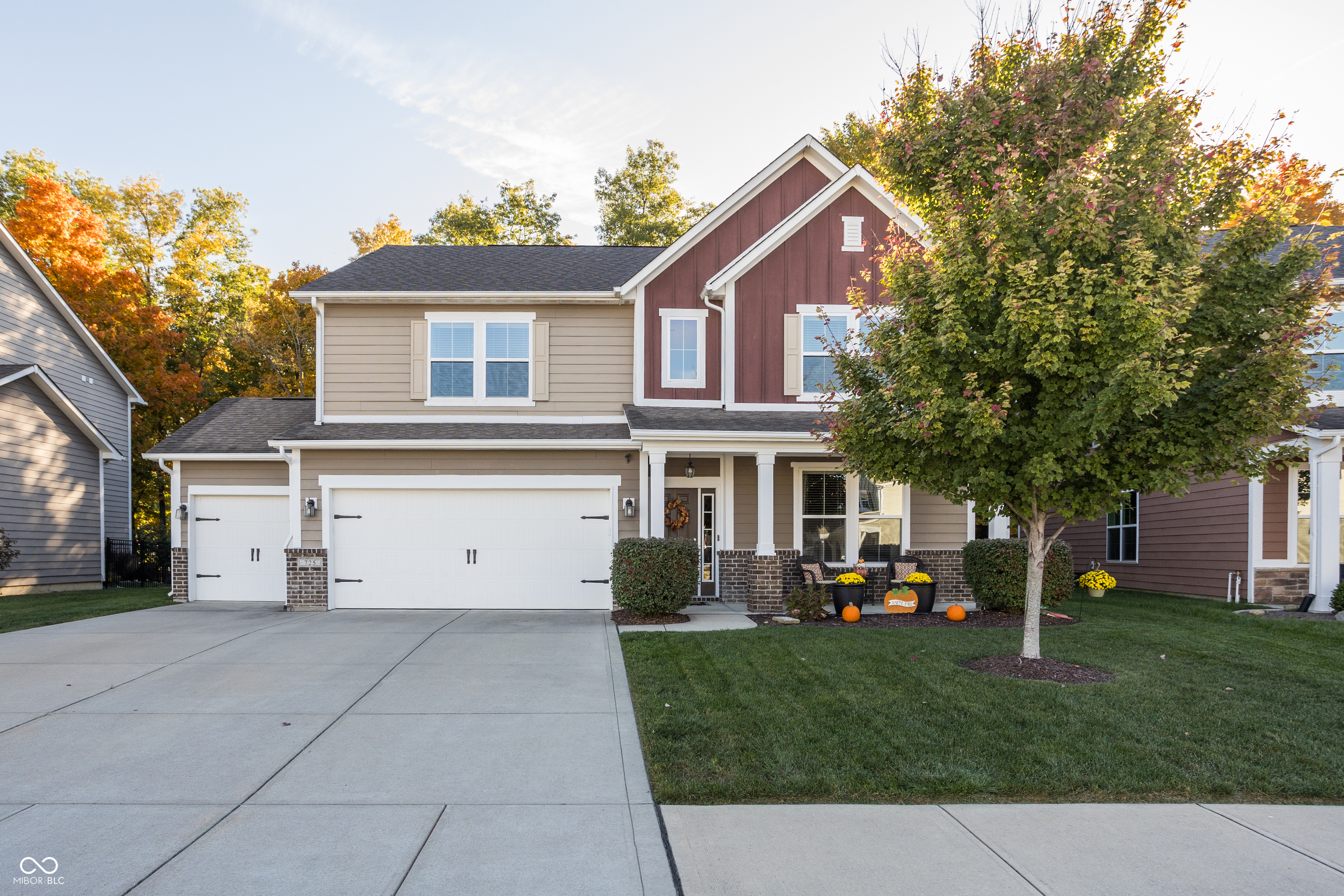 725 Bracknell Drive Avon IN 46123