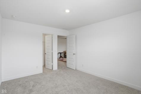 7446 Legends Way Whitestown IN 46075