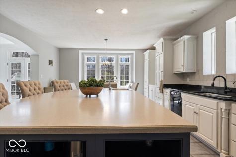 9399 Irishmans Run Lane Zionsville IN 46077