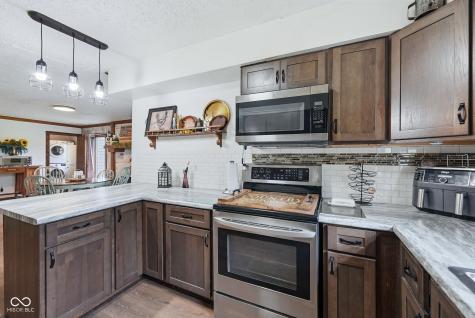 8330 S 750 W Pendleton IN 46064