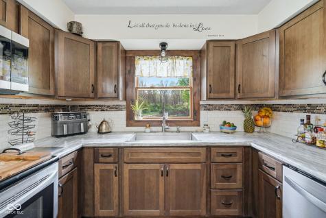 8330 S 750 W Pendleton IN 46064