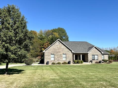 1498 W Stoneybrook Lane Crawfordsville IN 47933