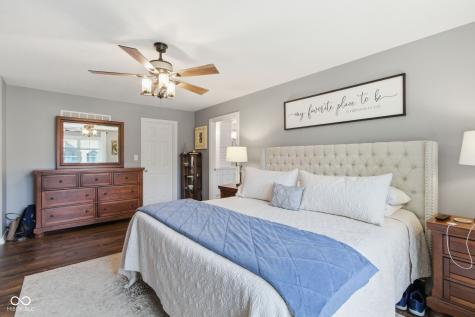 129 E Laredo Way N Carmel IN 46032