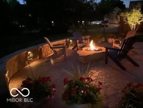 129 E Laredo Way N Carmel IN 46032
