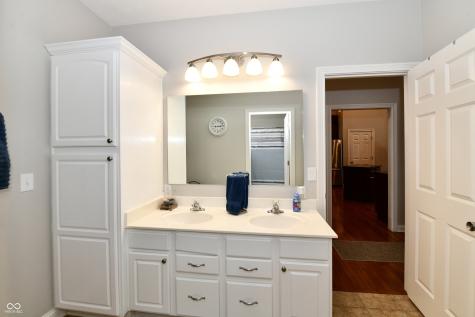 15462 Mission Hills Drive Carmel IN 46033