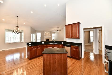 15462 Mission Hills Drive Carmel IN 46033