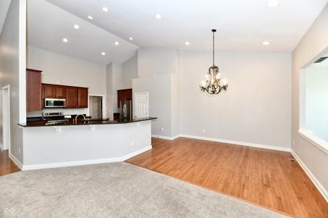 15462 Mission Hills Drive Carmel IN 46033