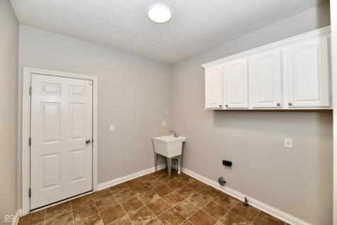 15462 Mission Hills Drive Carmel IN 46033