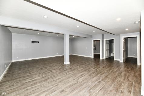 15462 Mission Hills Drive Carmel IN 46033