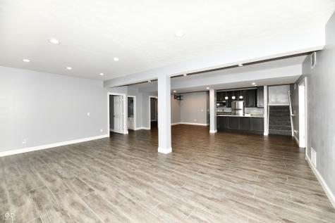 15462 Mission Hills Drive Carmel IN 46033