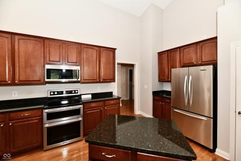 15462 Mission Hills Drive Carmel IN 46033