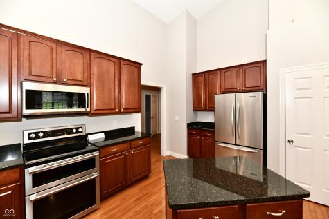 15462 Mission Hills Drive Carmel IN 46033