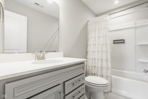 14795 Thornapple Drive Carmel IN 46032