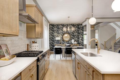 9868 Morningstar Lane Carmel IN 46280