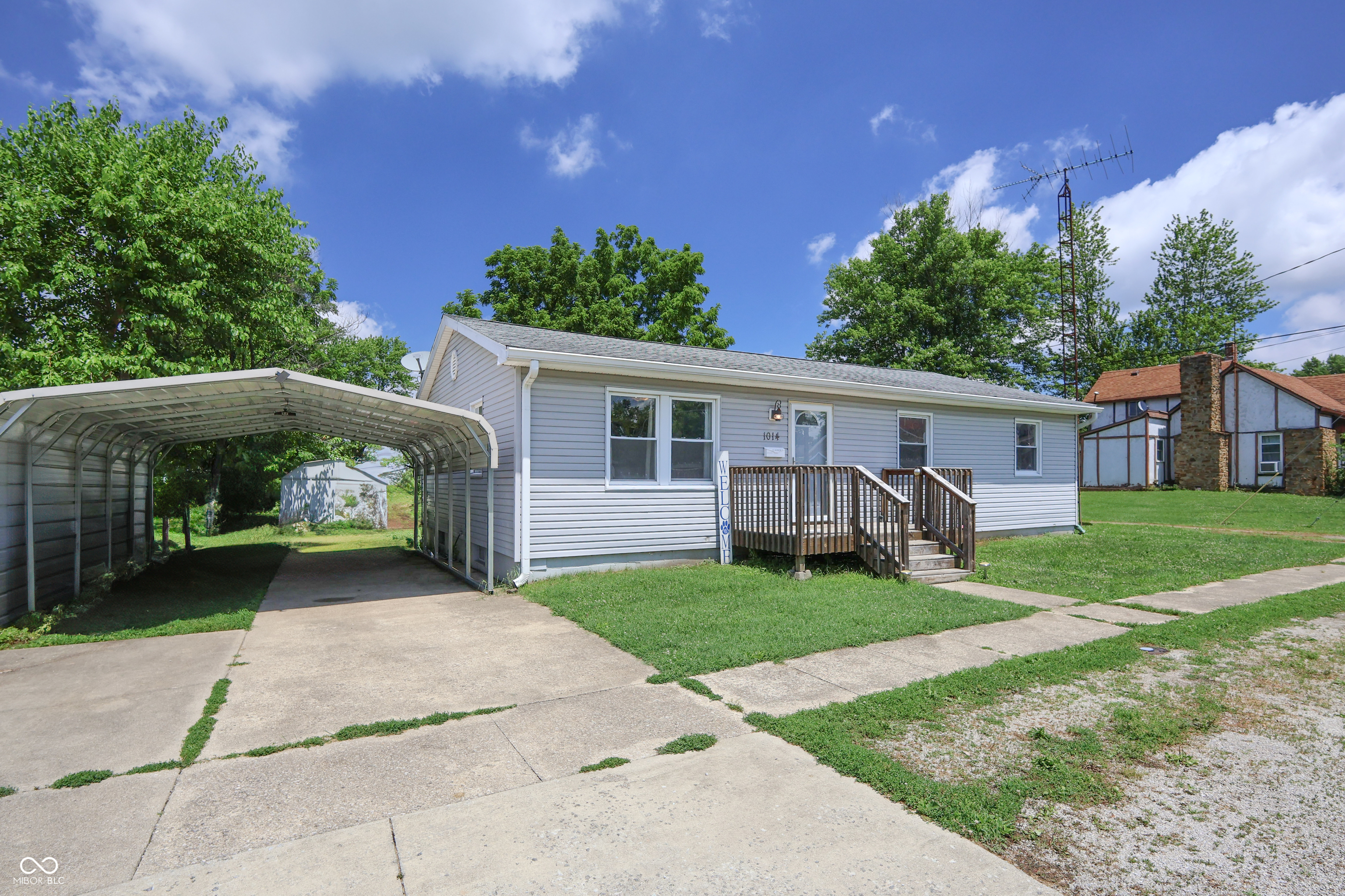1014 Washington Street Hope IN 47246