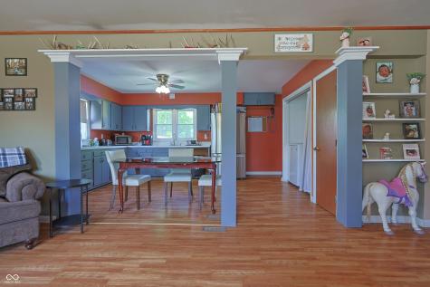 1014 Washington Street Hope IN 47246