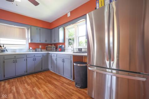 1014 Washington Street Hope IN 47246