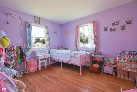 1014 Washington Street Hope IN 47246