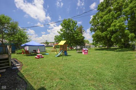 1014 Washington Street Hope IN 47246