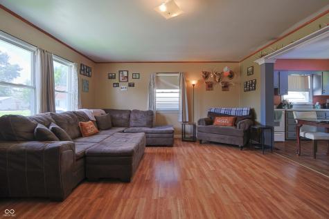 1014 Washington Street Hope IN 47246