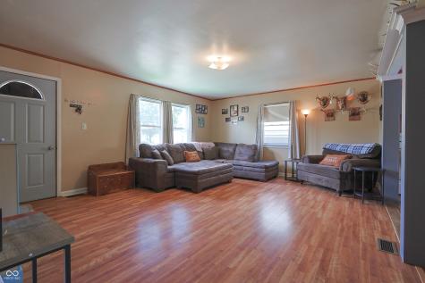 1014 Washington Street Hope IN 47246