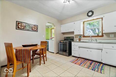 6906 Hendricks Street Anderson IN 46013