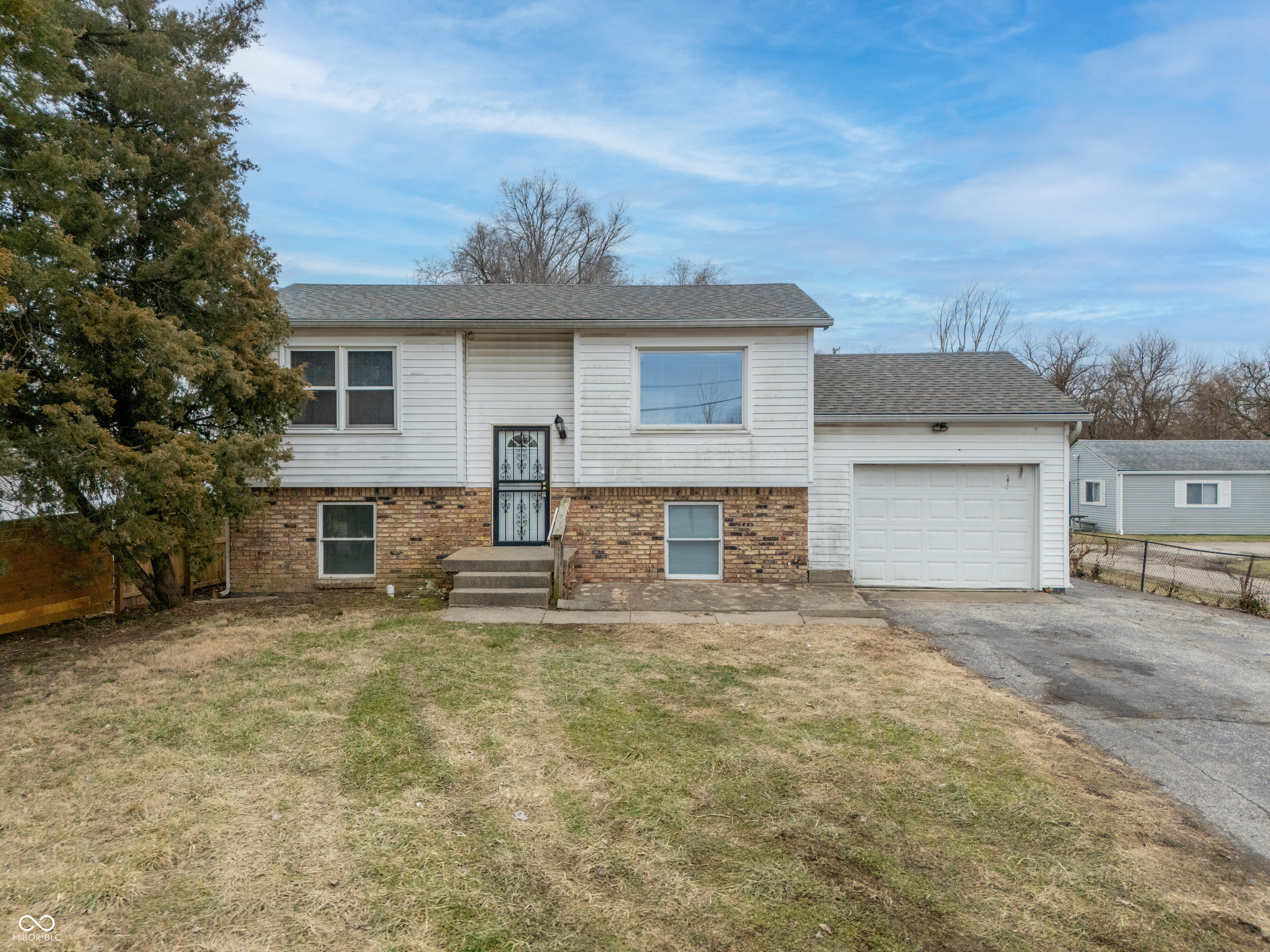 5441 E 34th Street Indianapolis IN 46218